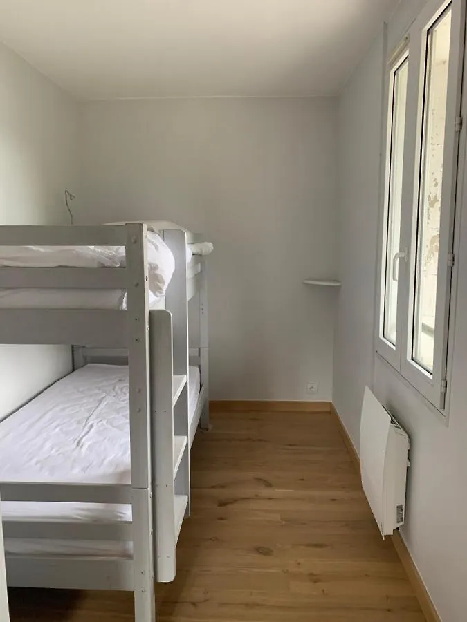 Top Floor Duplex With Private Beach Duingt Holiday home