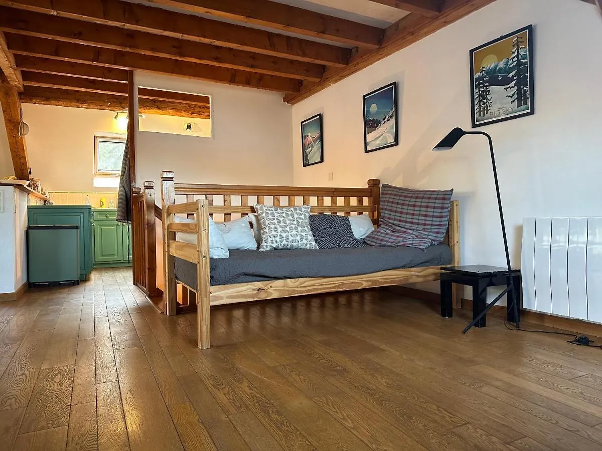 Holiday home Top Floor Duplex With Private Beach Duingt