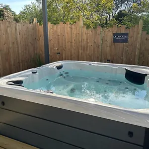 Studio&spa La Discrète Appartement Saint-Évarzec