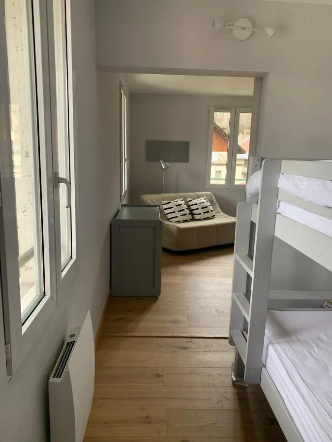 Top Floor Duplex With Private Beach Дюэн Дом отдыха